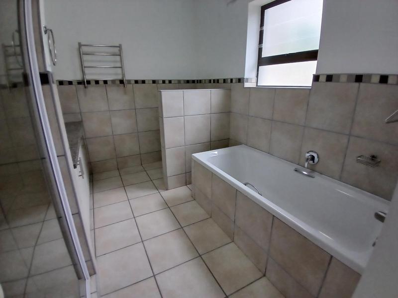 2 Bedroom Property for Sale in Stilbaai Wes Western Cape